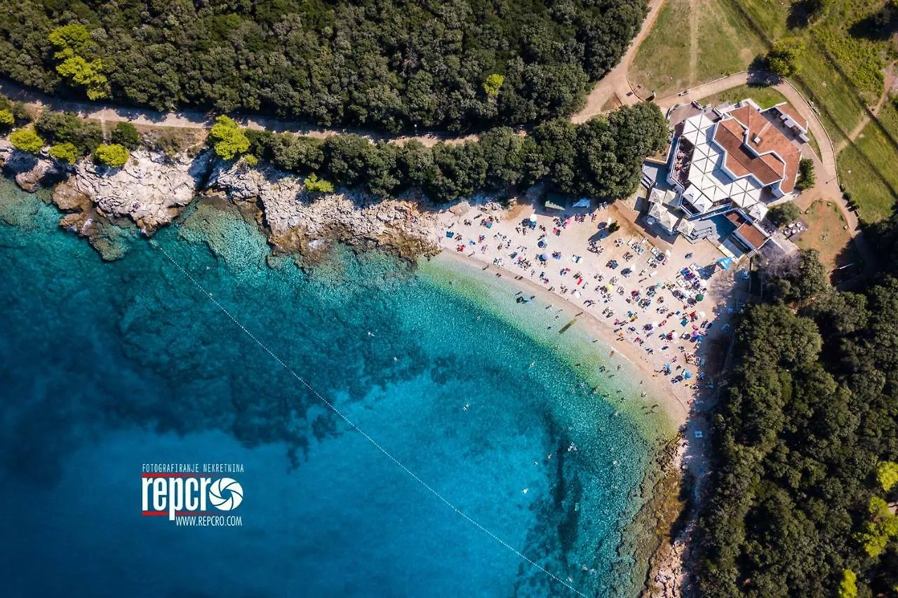 Apartment Pula Relax 0*,  Croatia